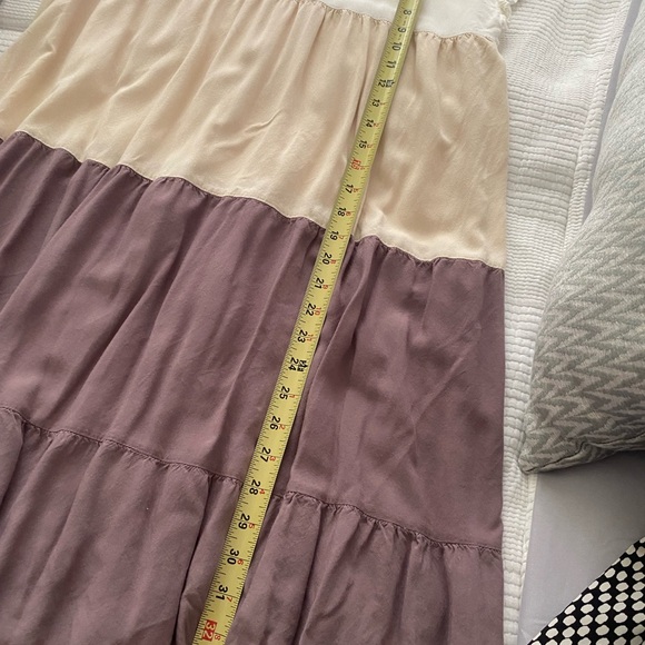 Lightweight dress size large - Picture 5 of 5